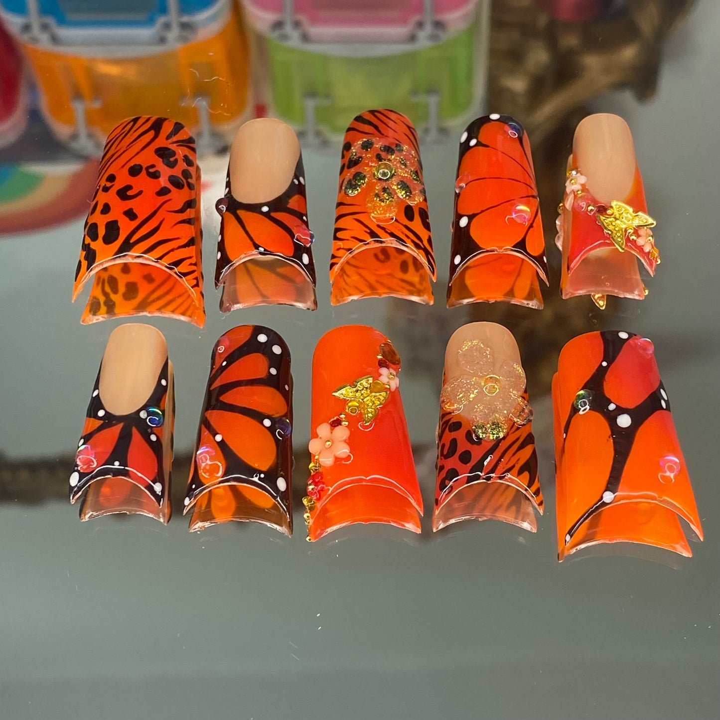 Butterflies🧡🖤