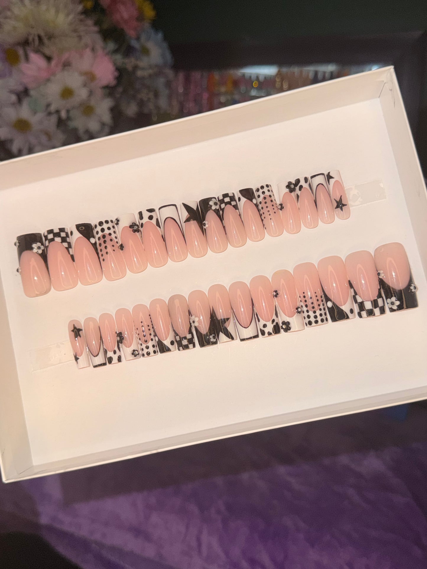 B&W🤍🖤 – Luxury Handmade Press-On Nails Full Set